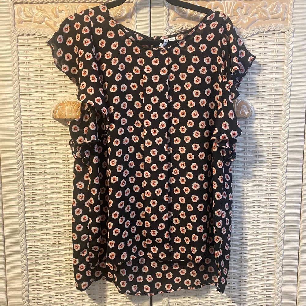 Elle Black + pink floral print blouse.